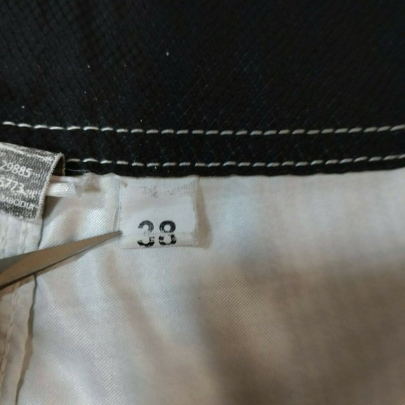 O'Neill Cream Beige Chequered Board Shorts Size 38 - Picture 9 of 12